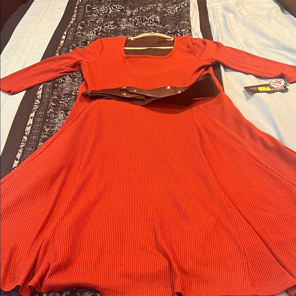 Signature by Robbie Bee Red Asymmetrical Dress - Picture 3 of 14